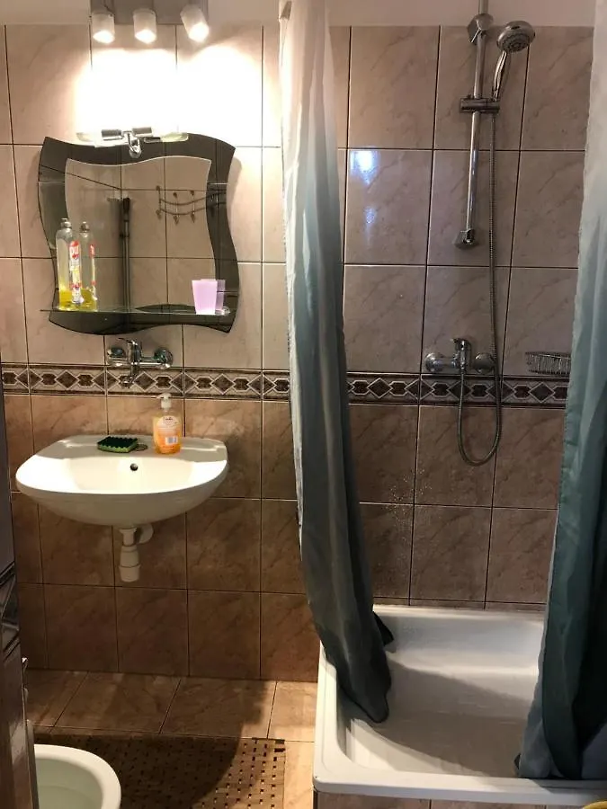 Camping Zakopane Willa Skoczek Oferta Nie Dotyczy Noclegu W Pokoju ,W Namiocie Reczniki Woda Mineralna , Koldra Poduszki Lub Spiwory 0*,  Polsko